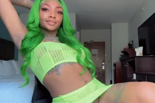 w3tter is better 💦😊💕💚 Diamond ... - Image 2