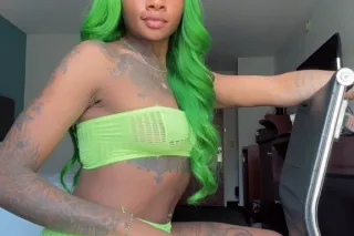 w3tter is better 💦😊💕💚 Diamond ... - Image 1